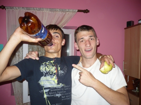 Próbáltad már ? - Sört almával .  . . 