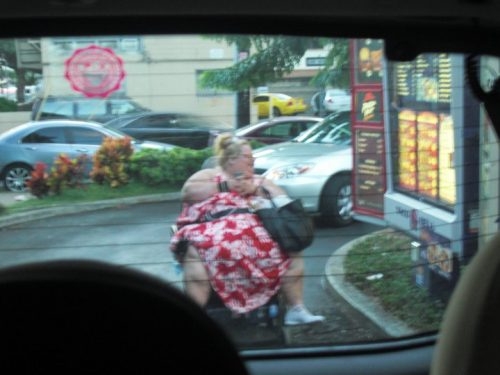 Ő is a Mekibe jár  🙁