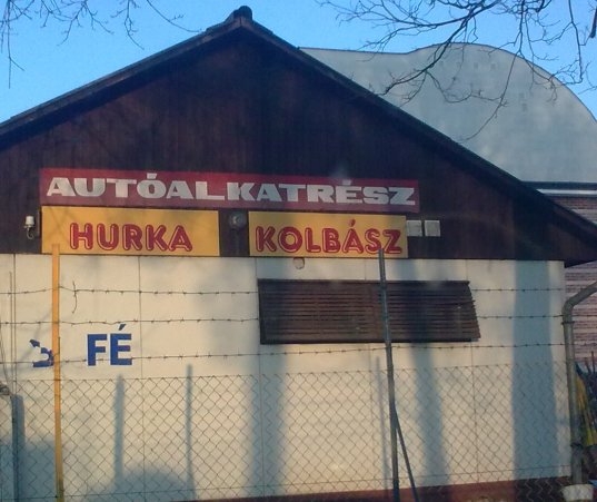 Mi tetszik kérni ?