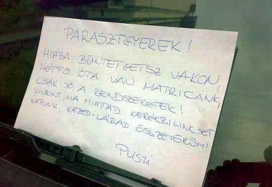 Kezed, lábad . . . érted ?!