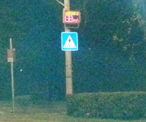 Eközben Tatabányán . .. 