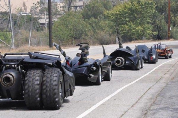 Nyaralni mentem a haverokkal, egy hétig ne keressetek. Batman.