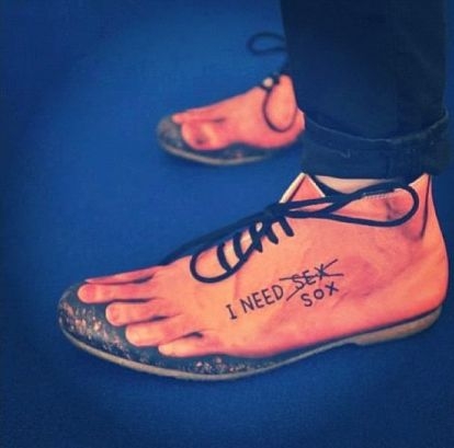 Van kölcsön egy zoknid?