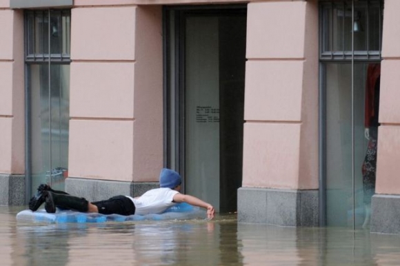 Árad a Duna vagy sem, kocsmába menni kell