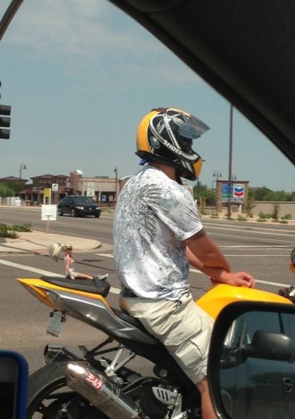 Ha van motorod, lesz csajod...