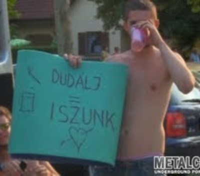 Arcok a Strandon . . .