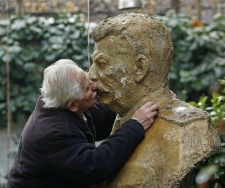 Megérdemli a csókot 🙁