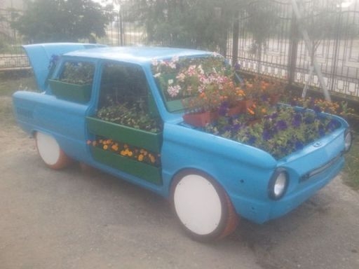 Egy családtag nem végezheti a szemétdombon...