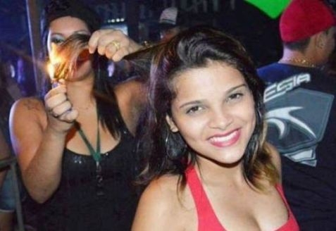 Jó a buli, csak sok a köcsög