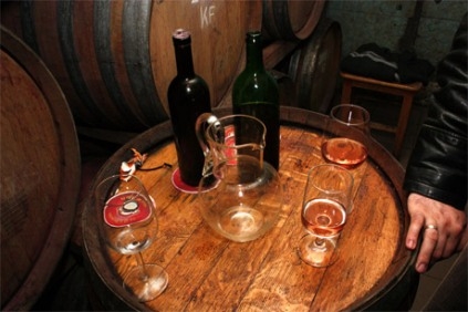 Azt mondják szokás a bort levegőztetni