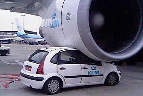 KLM! Odafenn, idelenn - ugyanaz a figyelem! 