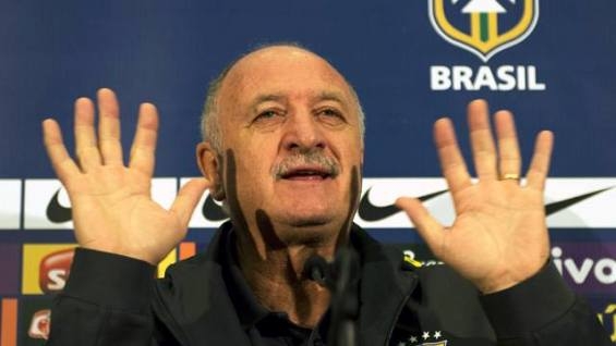 A képen a Brazil szövetségi kapitány