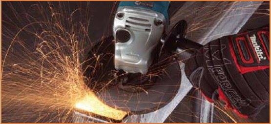 Vasárnap délután 13 óra