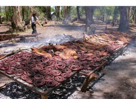 Jó ebédhez sül a hurka...