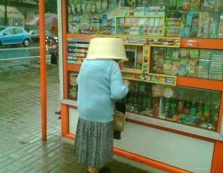 Egy csomag kotont kérnék...