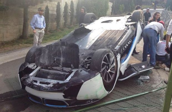 BMW i8 - Alapos munkát végzett az újságíró