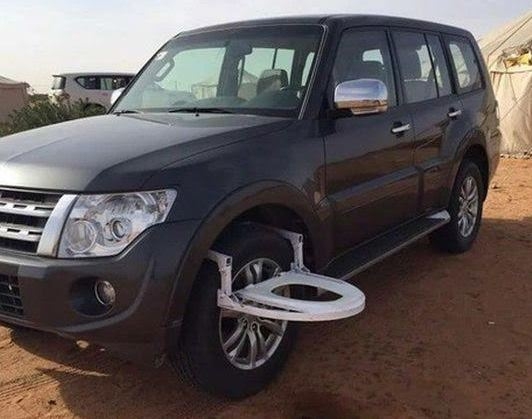 Tábori wc autósoknak