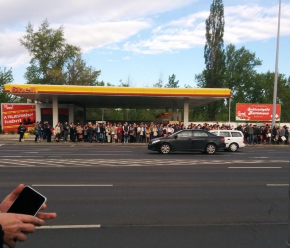 Reggeli metró pótlás...