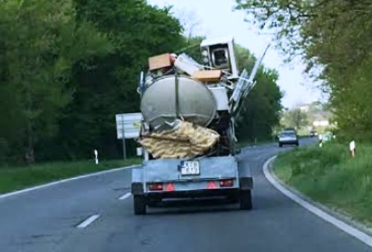 Tegnap Gárdonyban látták a szállítót