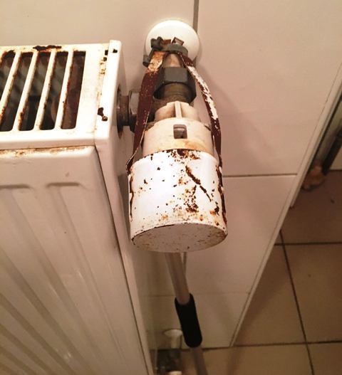 Állandóan tekergették a hőfokszabályzót...