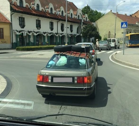 Tegnap Pécsen járt a szállító