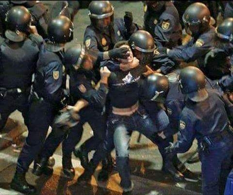 Amikor közlöd a haverjaiddal, hogy...