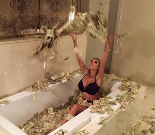 Buli lesz, fürgyé le!