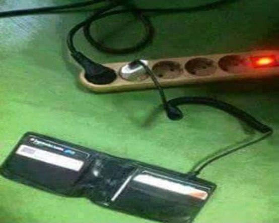 Egy kétségbeesett kísérlet, amíg megjön a fizu...