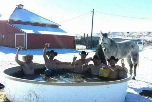 Kellemes karácsonyi ünnepeket kívánunk...