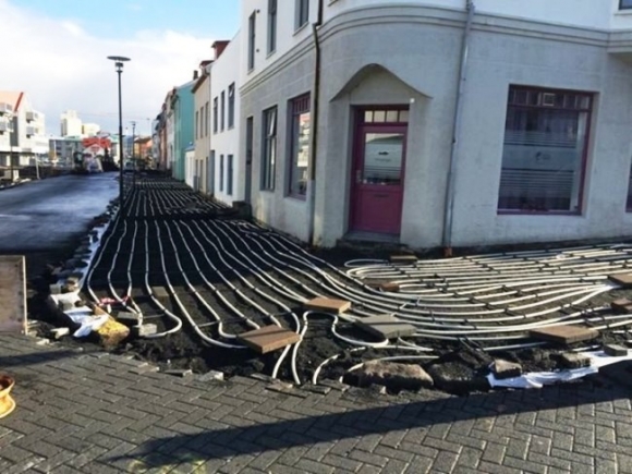 Izland - ahol még a járda alatt is padlófűtés van