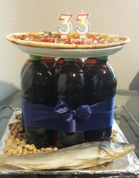 Szásának ma van a 33. születésnapja