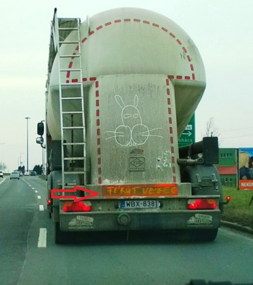 A Szállító üzeni...