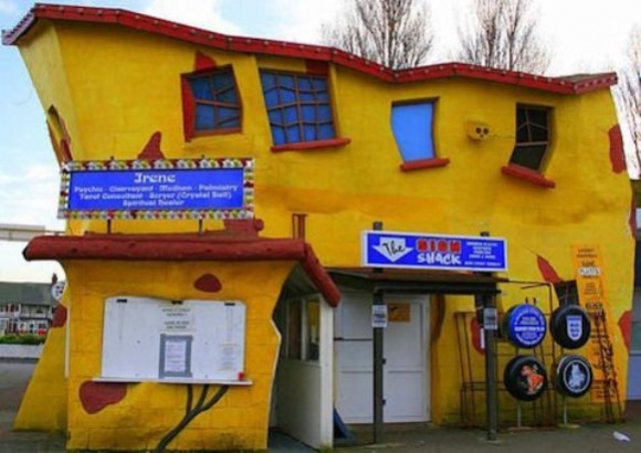 Jó sok sör fogyhatott, ennek a háznak az építésénél