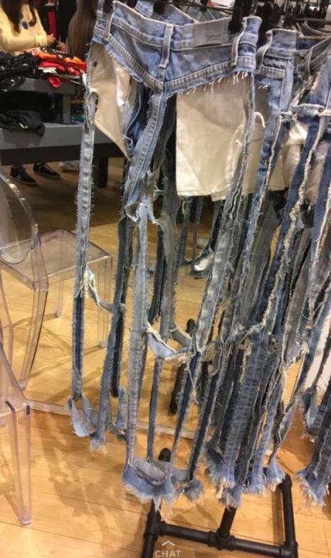 ...és lesz olyan hülye, aki megveszi!