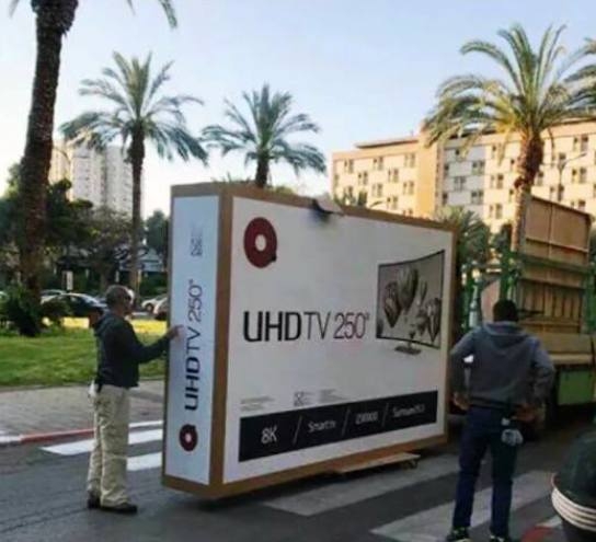 A fiúknak eszükbe jutott, hogy júniusban foci VB