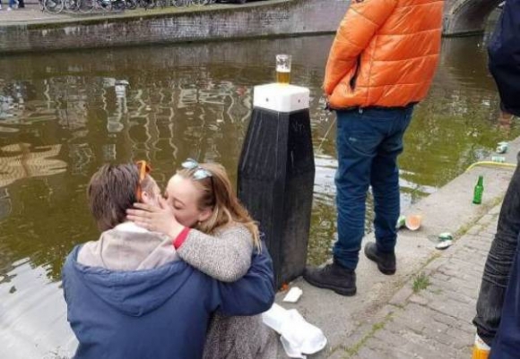 Egy romantikus pillanat