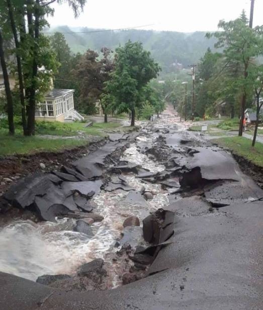 Szépen elrendezte...