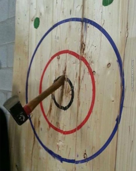 Pistike nem túl ügyes, viszont nagyon erős!