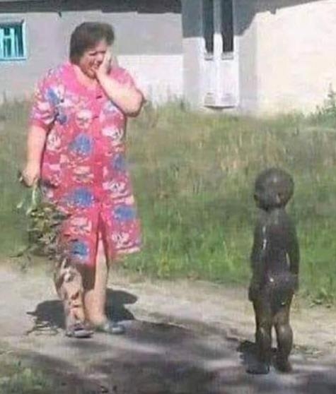 Először megfürdetem, nem verem meg...