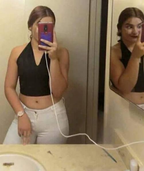 Nem akarta, hogy látszódjon az arca :P