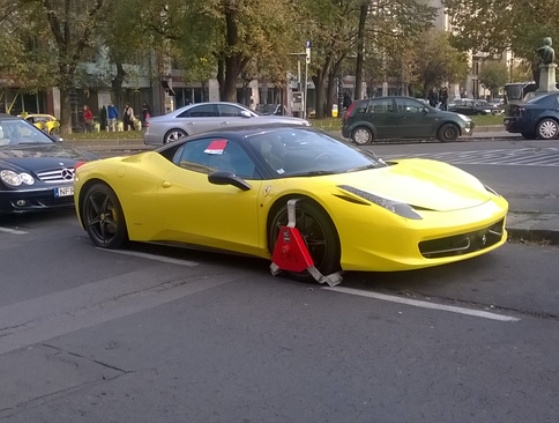 Biztos nem volt nála apró...