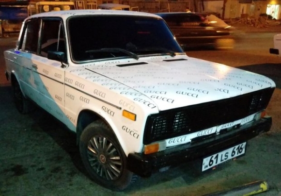 Lada GUCCI