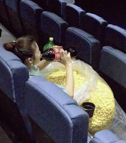 Jó hosszú film lesz...