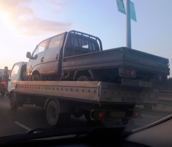 Amikor a szállító is terjeszkedik...