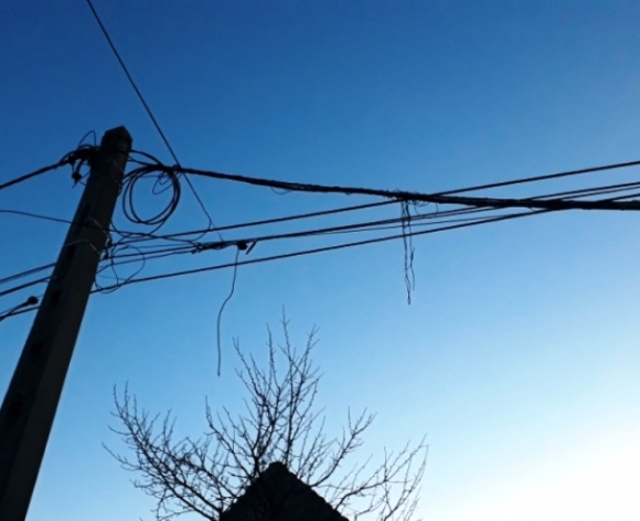 Betelefonáltam, azt mondták tudják, nem ráz, majd jönnek