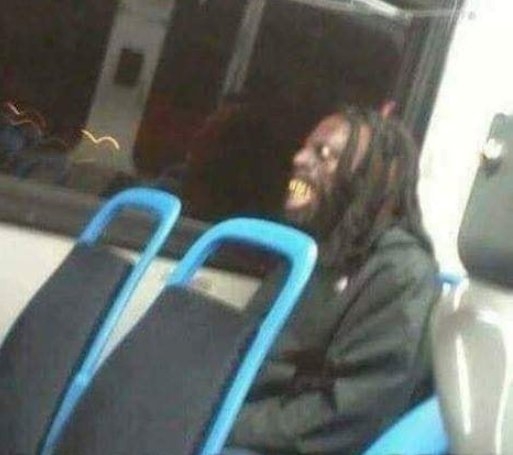 Le mernél ülni mellé?