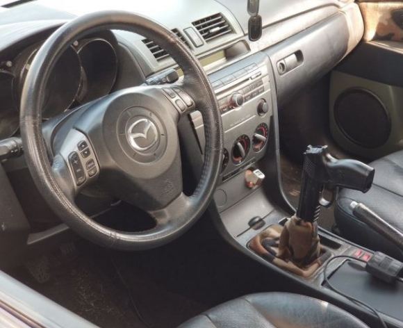 Egy mazdás maffiózó