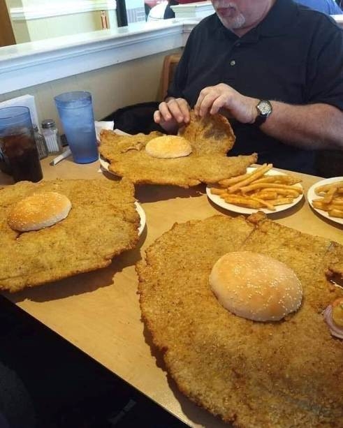 Rántott húsos szenyó