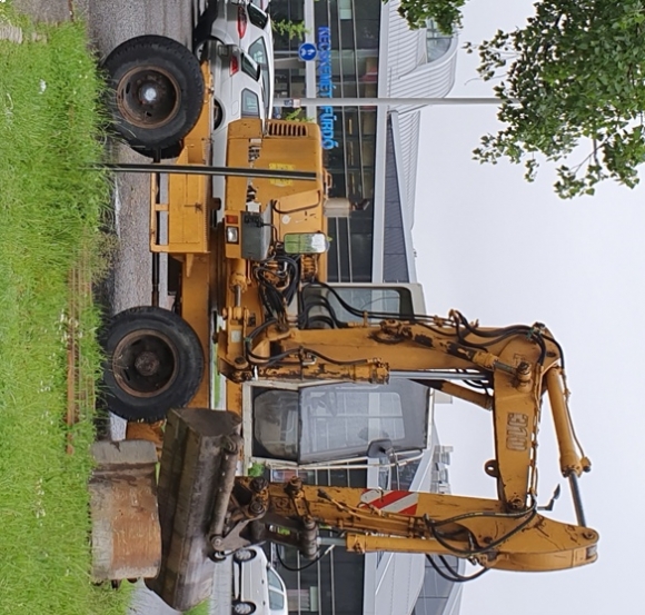 Ismét a kecskeméti fürdő parkolójából jelentkezünk
