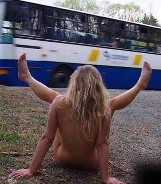 Nem tudni hol készült a kép, de vendégszerető nép lehet 